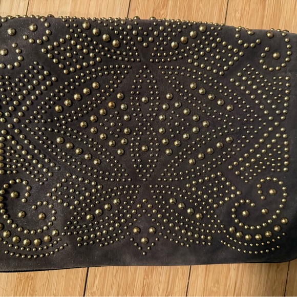 Hogan brown suede cross body /clutch bag, with brass studs. Two pockets. New - Picture 12 of 13